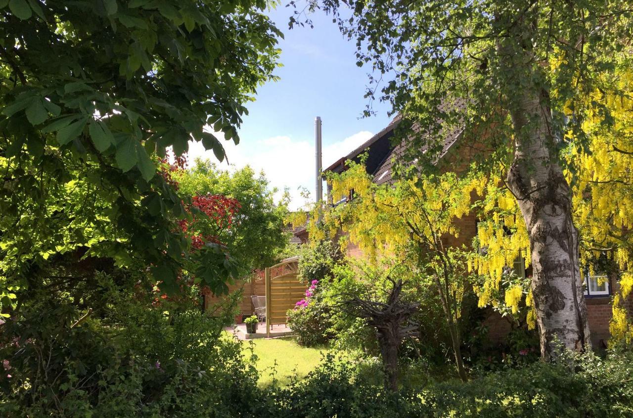 Alte Landjaegerei Aukrug Villa Exterior photo