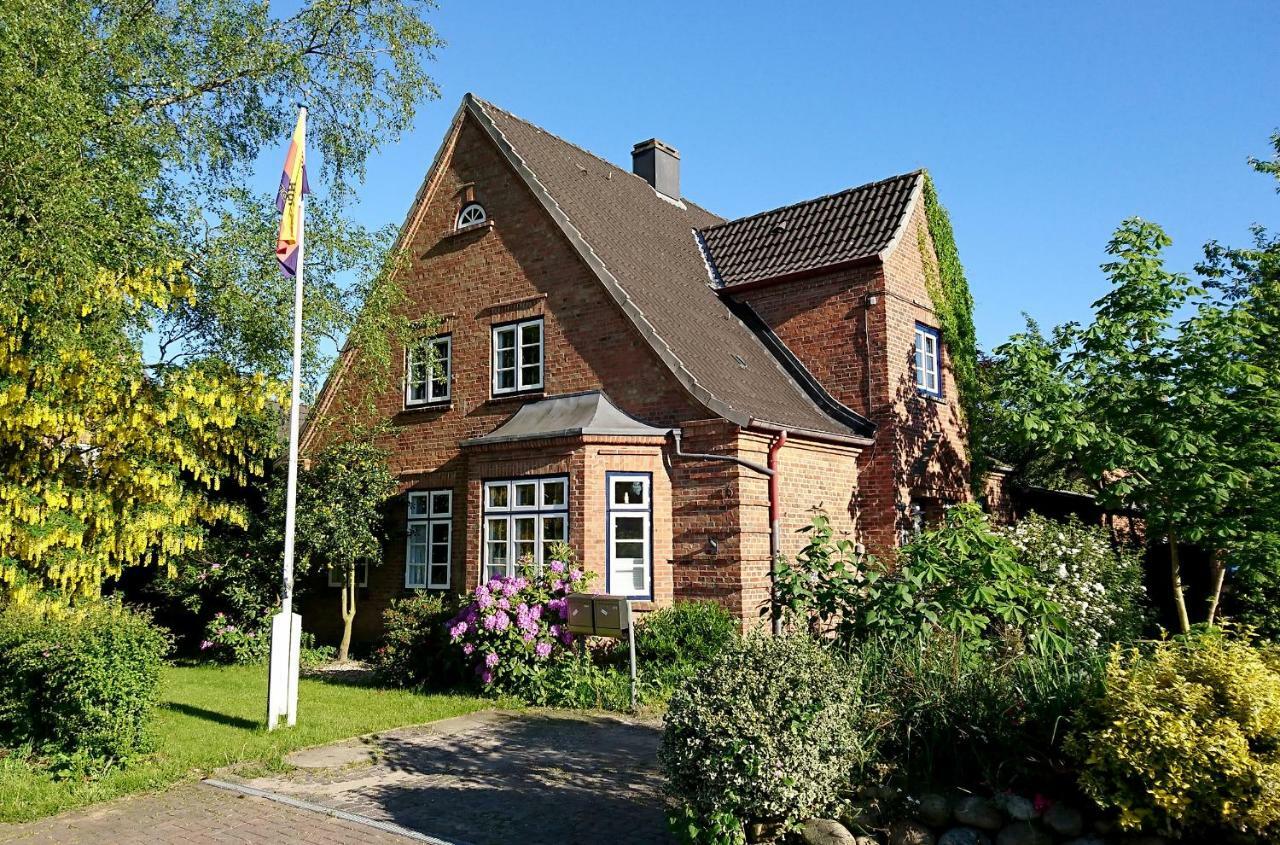 Alte Landjaegerei Aukrug Villa Exterior photo
